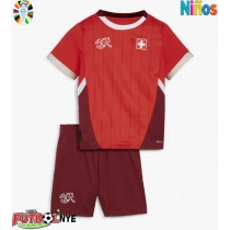 Camiseta Suiza Primera Equipación para niños Eurocopa 2024 manga corta (+ pantalones cortos)